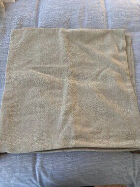 Pottery Barn Everyday Linen Pillow Covers in the Flax Color 20" NWT